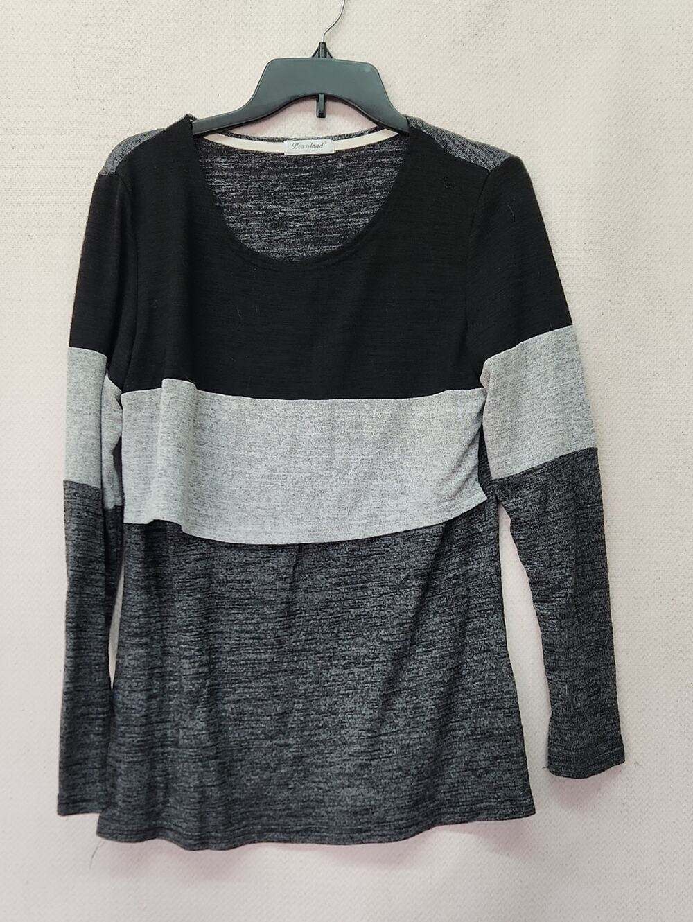 Bearsland Black & Gray Colorblock Long-Sleeve Top